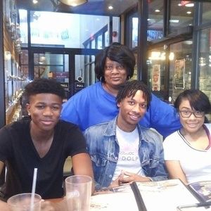 Meet your Posher, Marion